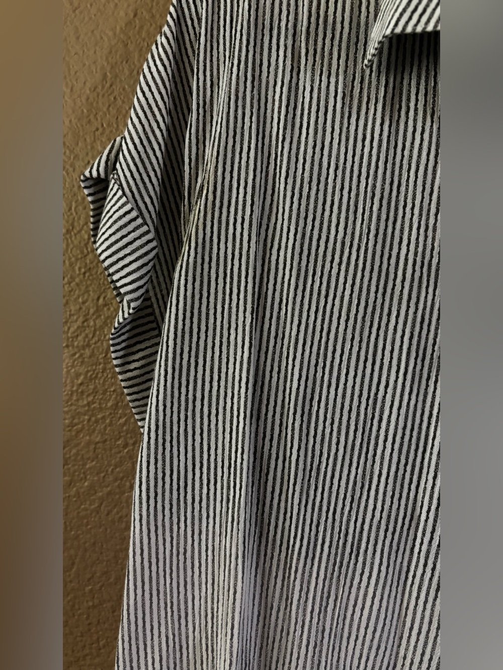 🌟 Sim & Sam Striped Button-Down Blouse 🌟 - Picture 4 of 4